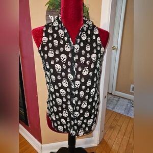 Fun & Flirt Sleeveless Skull Blouse Sz S. "Y"